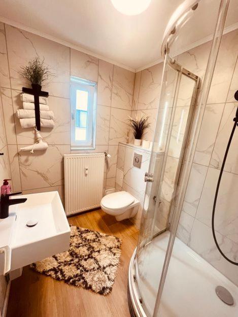 Ferienwohnung An Der Uniklinik Mit Eigener Kueche Und Renoviertem Badezimmer Хомбург Екстериор снимка